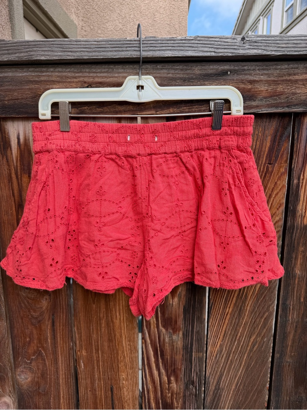 Free People Sweet Like Candy Red Eyelet Lace Scalloped Boho Shorts Medium